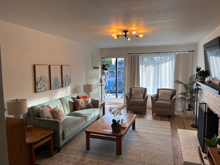 Top Shelf Piedmont Ave Home - 肯辛頓