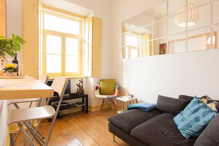 Charming Apartment in Mouraria