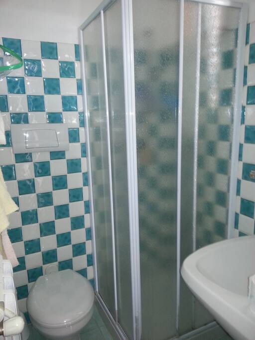 Bagno della camera matrimoniale