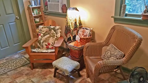 Successful Airbnb property: Garden Apartment in O4W in Old Fourth Ward