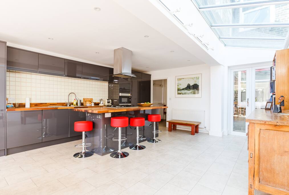 Large light kitchen