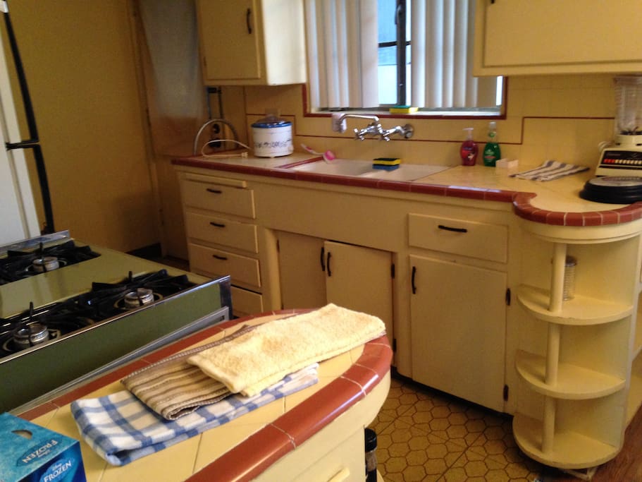 Original & spacious cabintry
