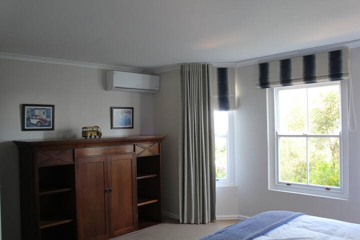 Lighthouse Lookout – Family beach getaway gallery image 4