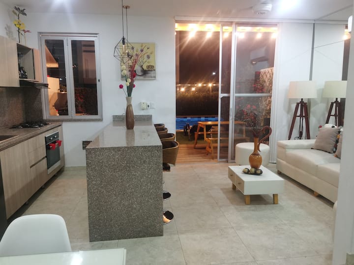 Casa Con Piscina Privada - Melgar
