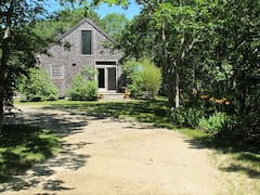 Secluded+Up+Island+Cottage