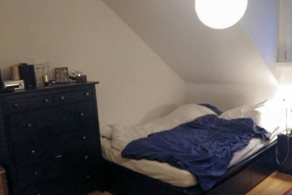 1,60 Bett bietet genug Platz für 2