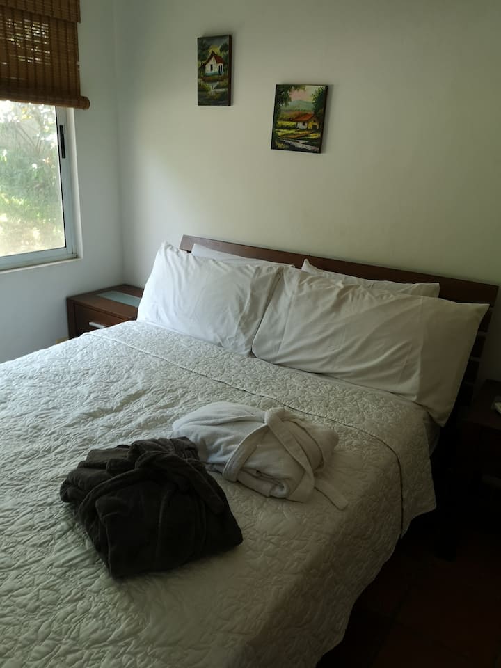 غرفة النوم 1