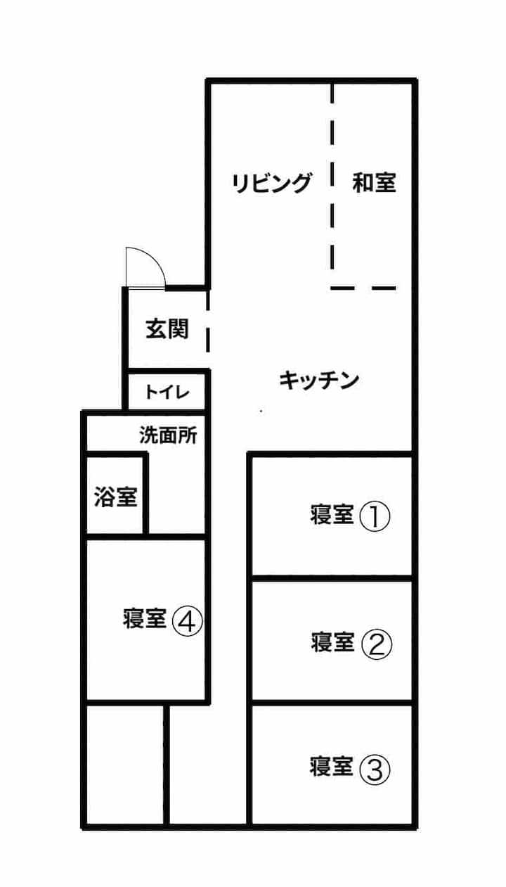 那覇空港や国際通りまで車で約10分。駐車2台無料。最大12名宿泊。1棟貸の広々4ldk - Naha