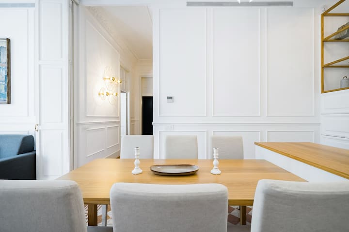 Luxury Apartment on Valencia Street gallery image 2