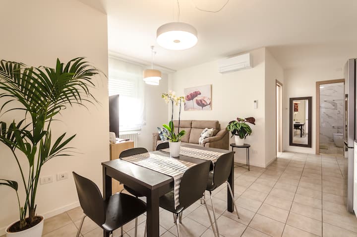 Elite Apartment Bologna, 5 Minuti Dalla Fiera - Bolonia