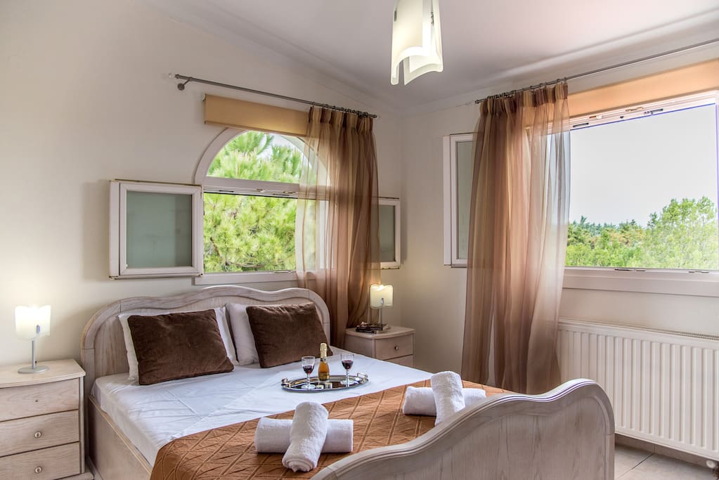 bedroom no1