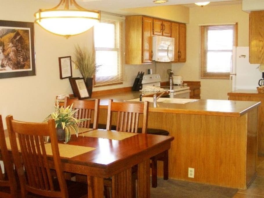 Full Kitchen