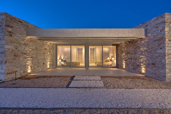 Private 5 Br Luxury Peaceful Mylo Villa W 2 Pools gallery image 2