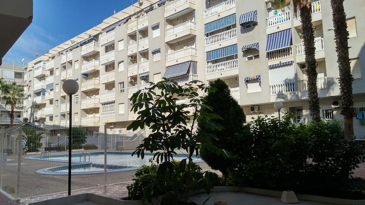 Sunny Apartment In The Heart Of Torrevieja! - Torrevieja