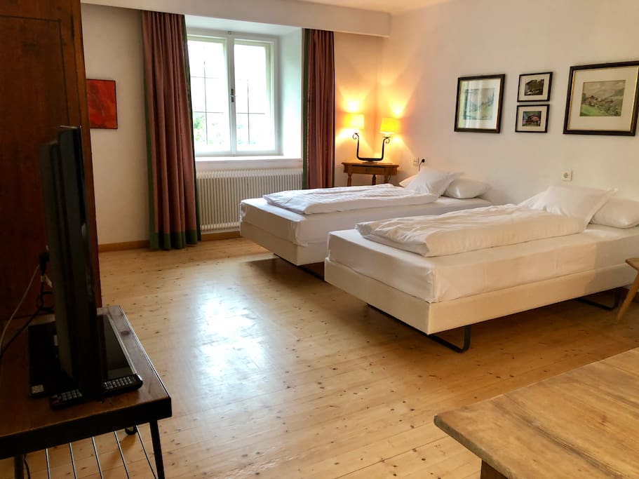 Schlafzimmer 2