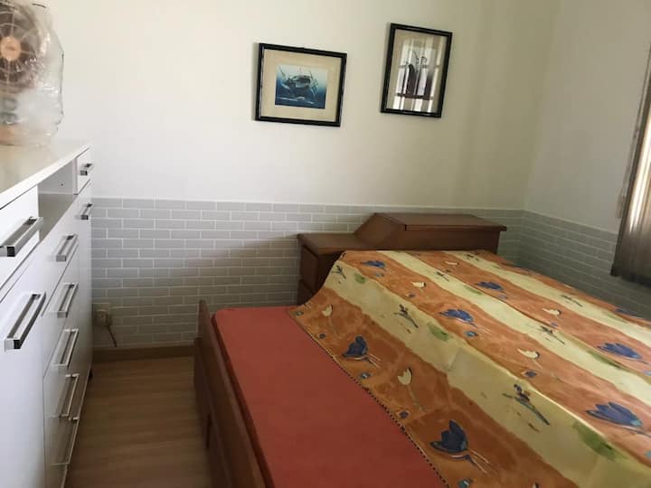 საძინებელი 1