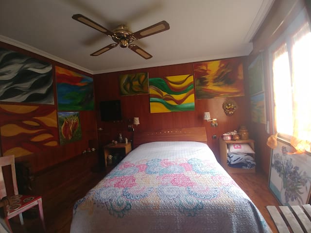 Nice quiet space in Casco Viejo