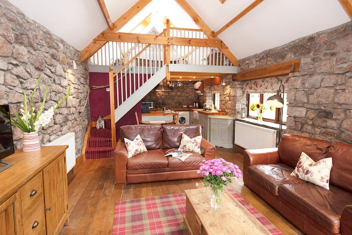 Cosy cosy barn