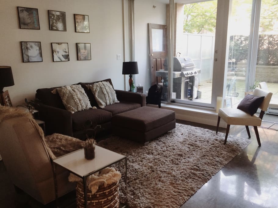 Living Area- Barbeque- Patio