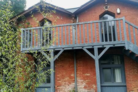 Studio dans ancienne écurie, proche centre Rennes