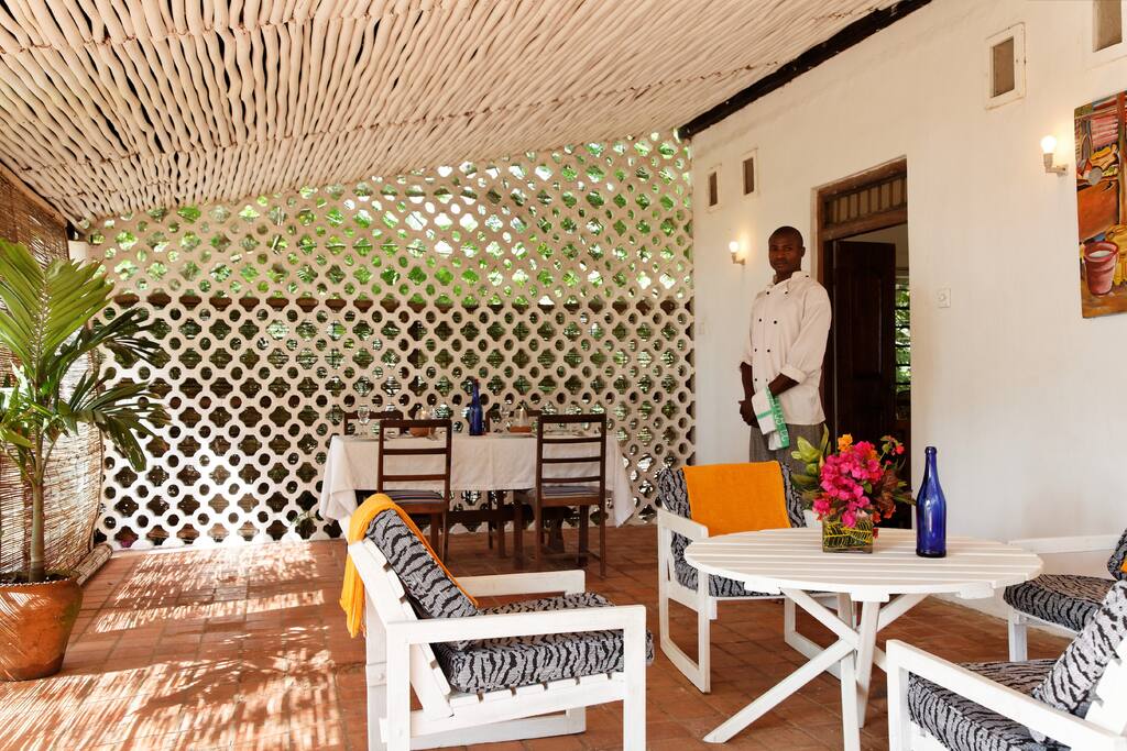 Verandah Dining Room