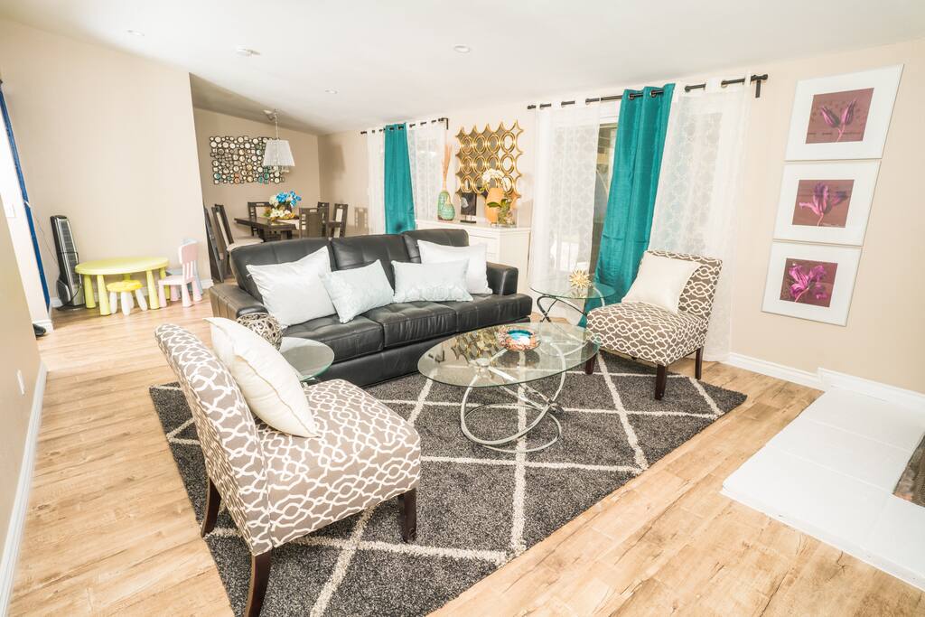 Spacious Living room