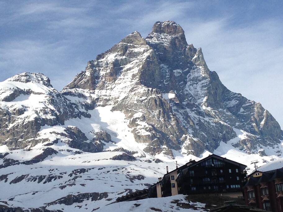 At the foot of the Monte Cervino/Matterhorn