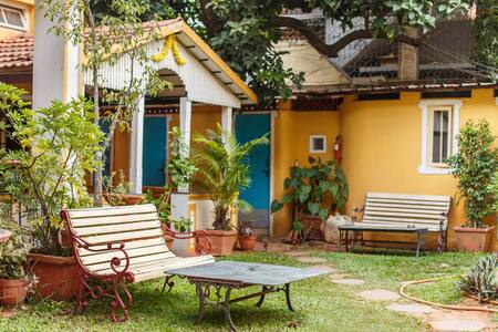 Individual Room in heritage cottage with garden