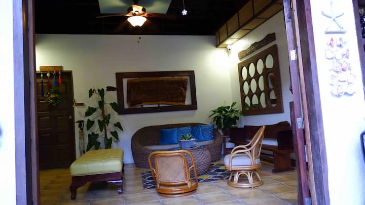 Deluxe Room 1 In Beachfront Resort - Binmaley