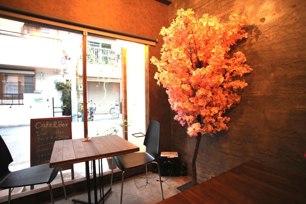 Cafe&Bar