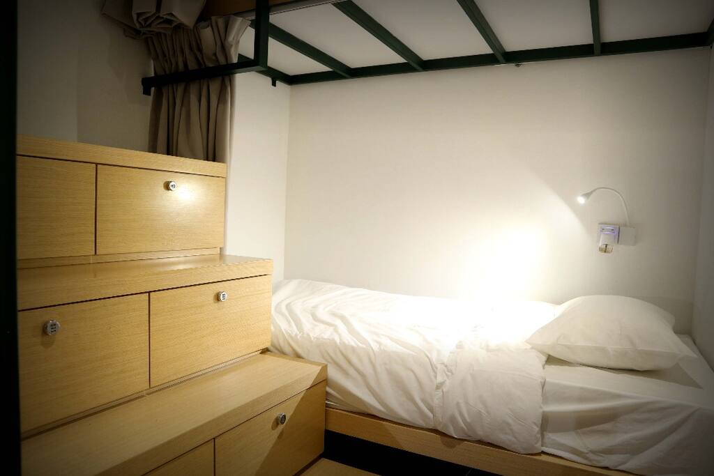 Dorm bed