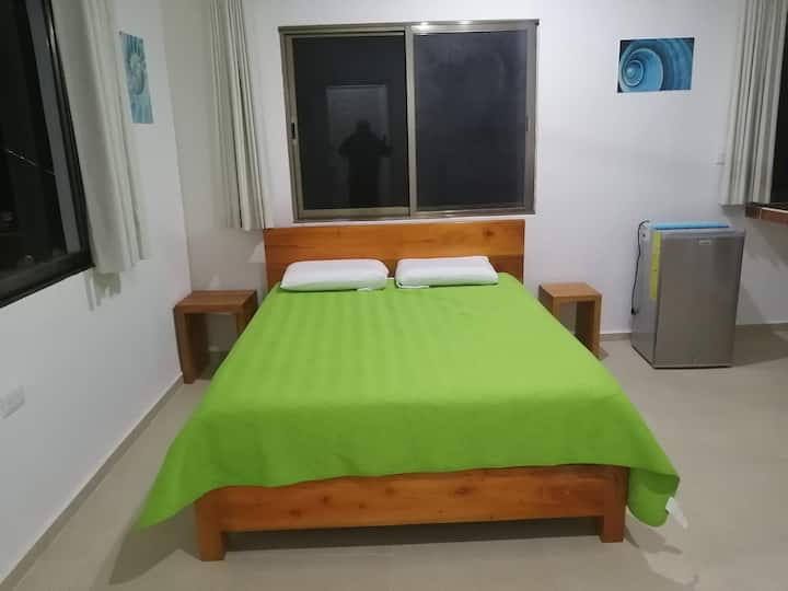 سرير بحجم كوين/مقاس كوين