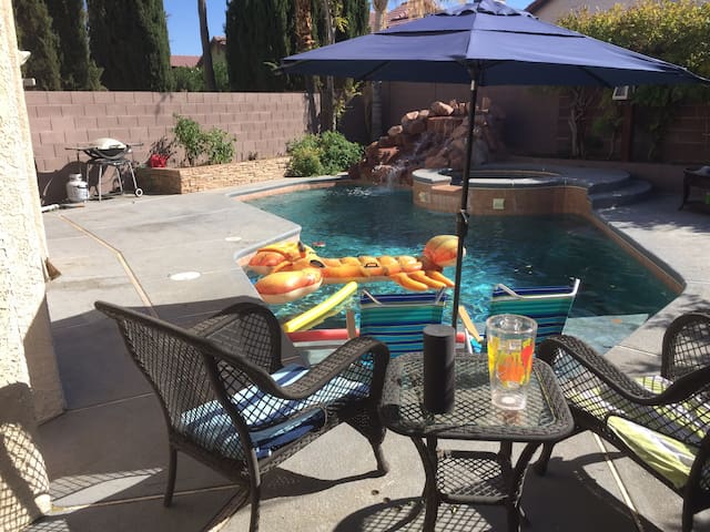 Private home:heated pool:F-1 welcome gallery image 2