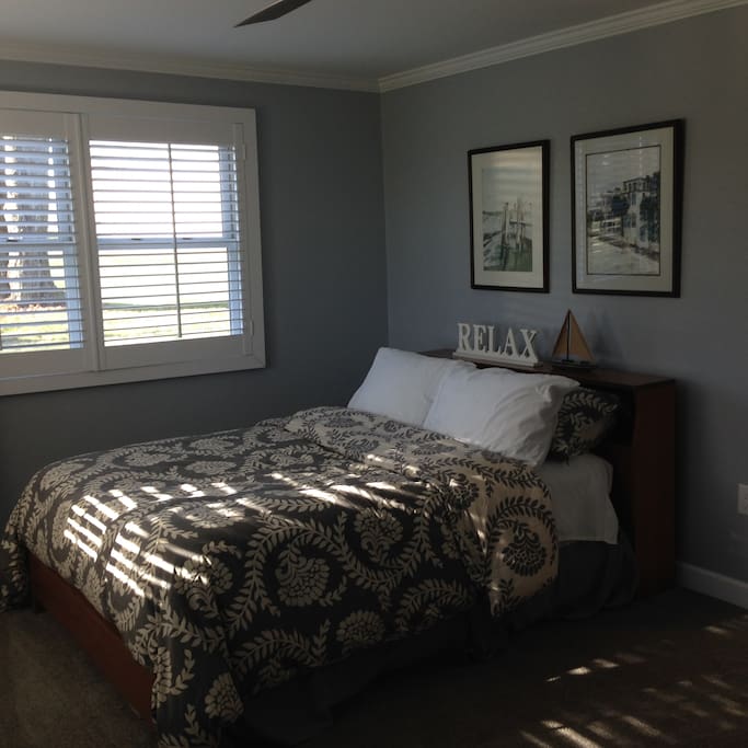 Second bedroom