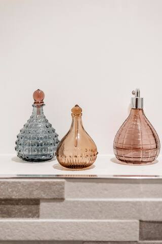 Off Oxford St: LUXxO Friends+Couples Design House gallery image 2