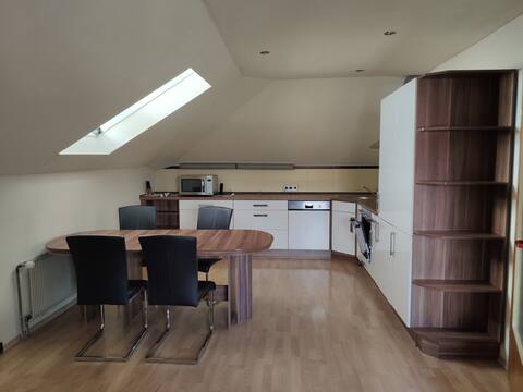 Modern 40sqm apartment near Frankfurt for 4 people