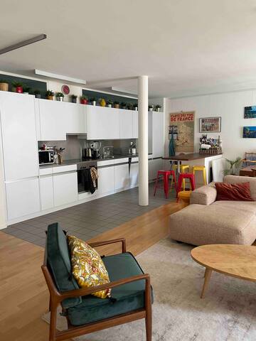 Flat next to the lake with Terrace and parking gallery image 5