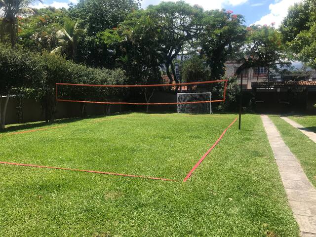 Casa excepcional,campinho gramado e espaço gourmet gallery image 4