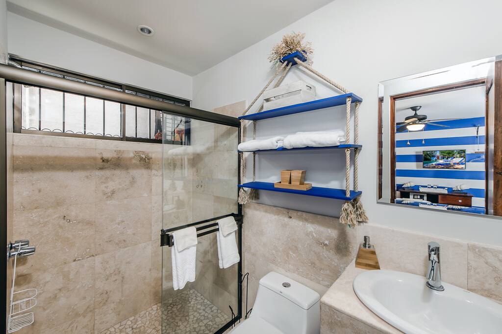 Ensuite bath