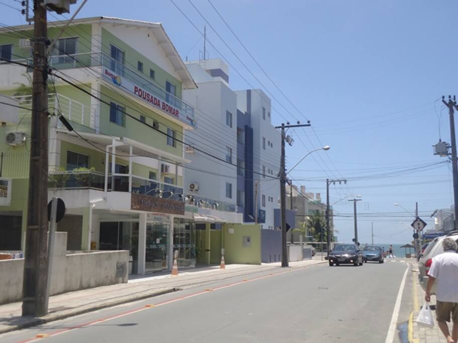 Casa bem próxima do mar aprox. 100m