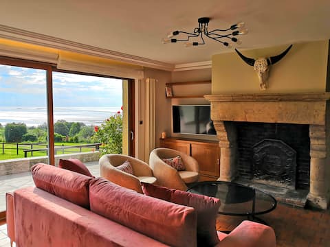 The Heights of Clos Fleuri