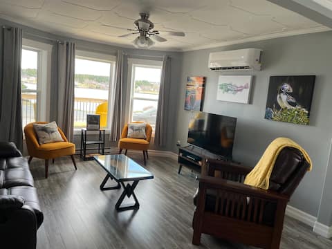 Popular Airbnb listing: The Salty Moose Retreat on Water in Avalon Peninsula