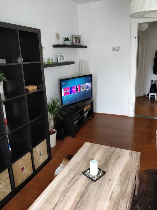 Wohnzimmer mit Esstisch