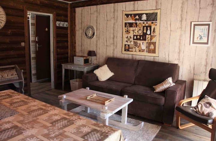 Chalam
Appartement Familial Au Coeur Du Jura - Mijoux