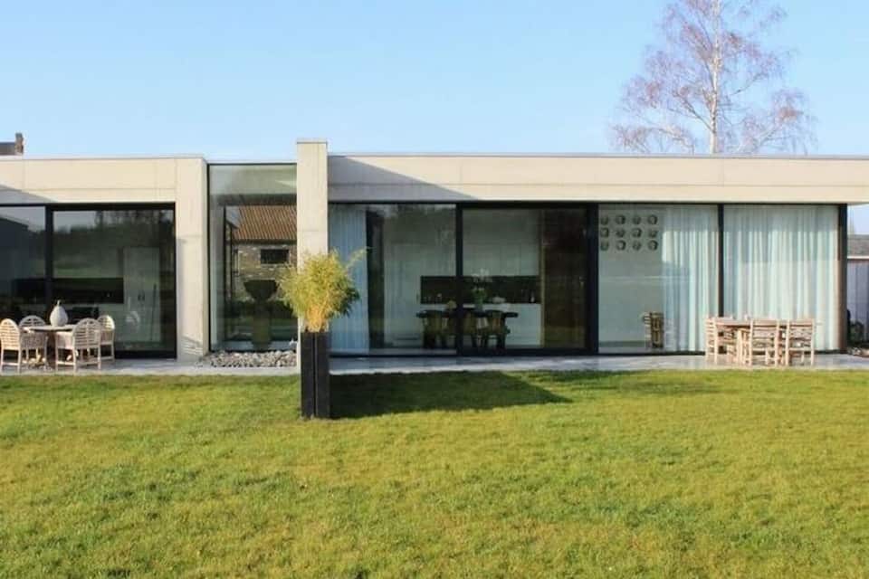 Modern Villa Stay in Dalhem — photo 1