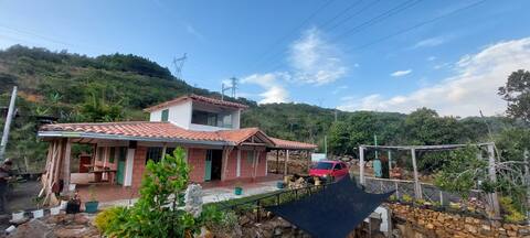 Cabaña San Gil - Curiti. El paraíso, aire puro