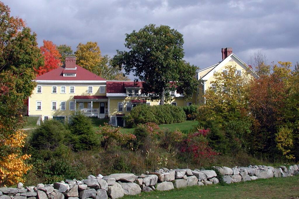 Merrill House west face, autumn