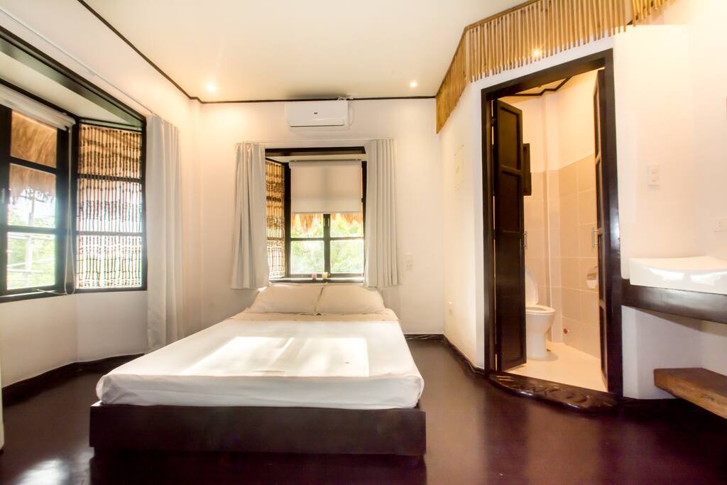 The space is very bright and has blinds for those who like darkness in the morning.