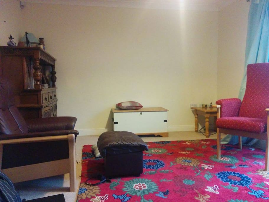 Living room (2)