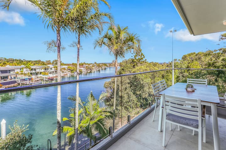 Serenity on Hastings Street, Noosa Heads